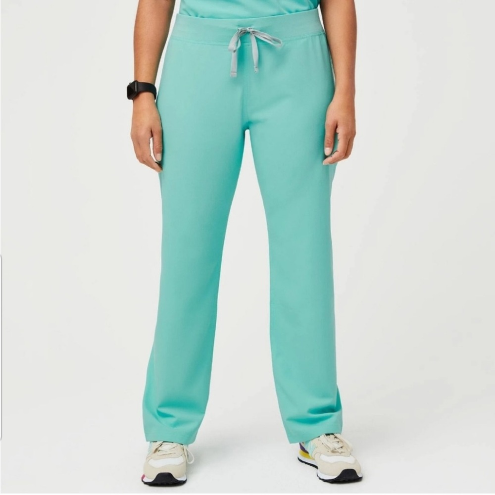 Figs Scrub Pants Kade Cargo Fresh Aqua SMALL